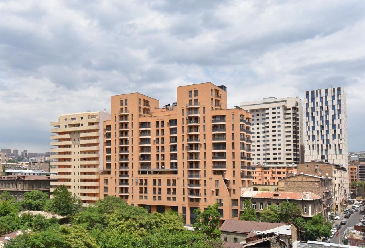 Yerevan4You Terrace Extérieur photo