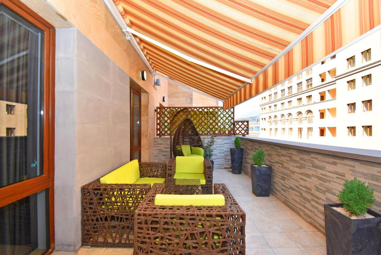 Yerevan4You Terrace Extérieur photo